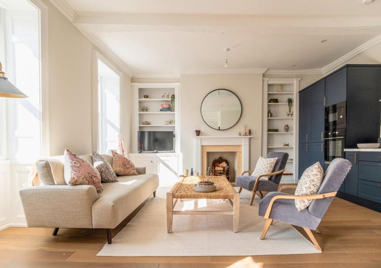 Hitchmans Mews - Stunning 2Bd In Chipping Norton! Apartment Luaran gambar