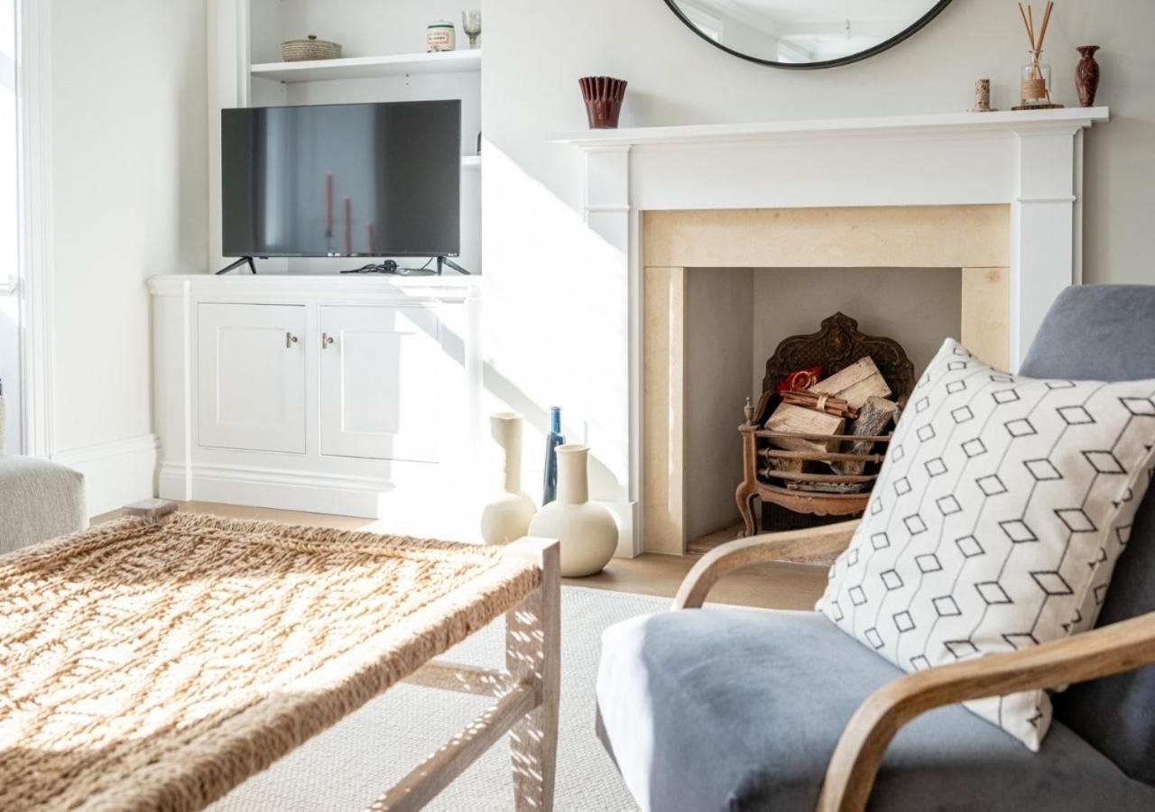 Hitchmans Mews - Stunning 2Bd In Chipping Norton! Apartment Luaran gambar