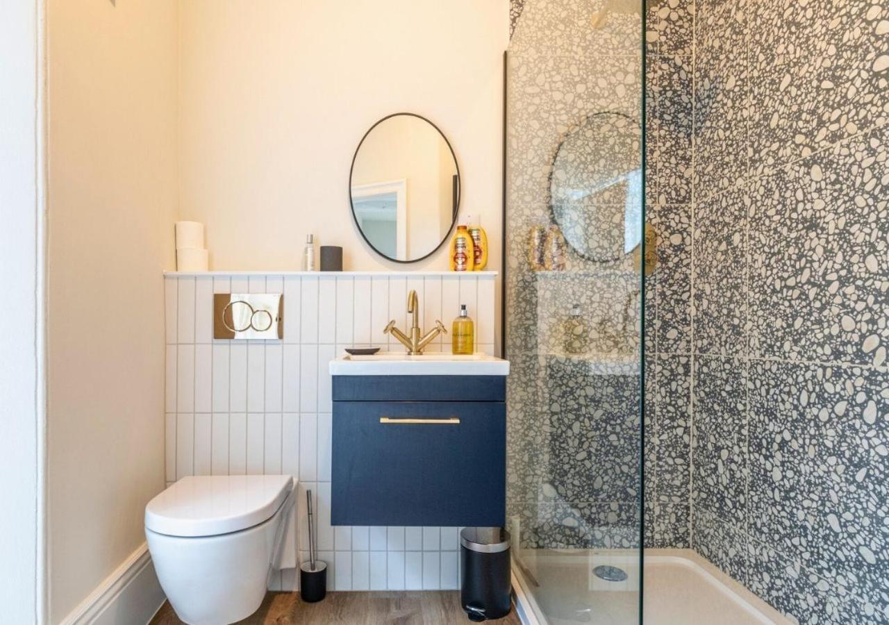Hitchmans Mews - Stunning 2Bd In Chipping Norton! Apartment Luaran gambar