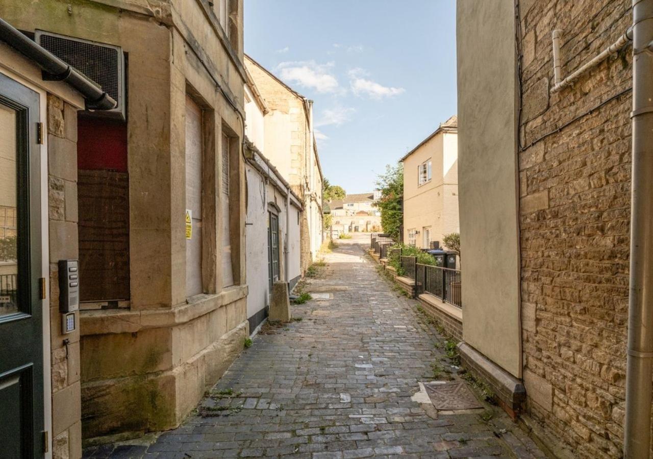 Hitchmans Mews - Stunning 2Bd In Chipping Norton! Apartment Luaran gambar