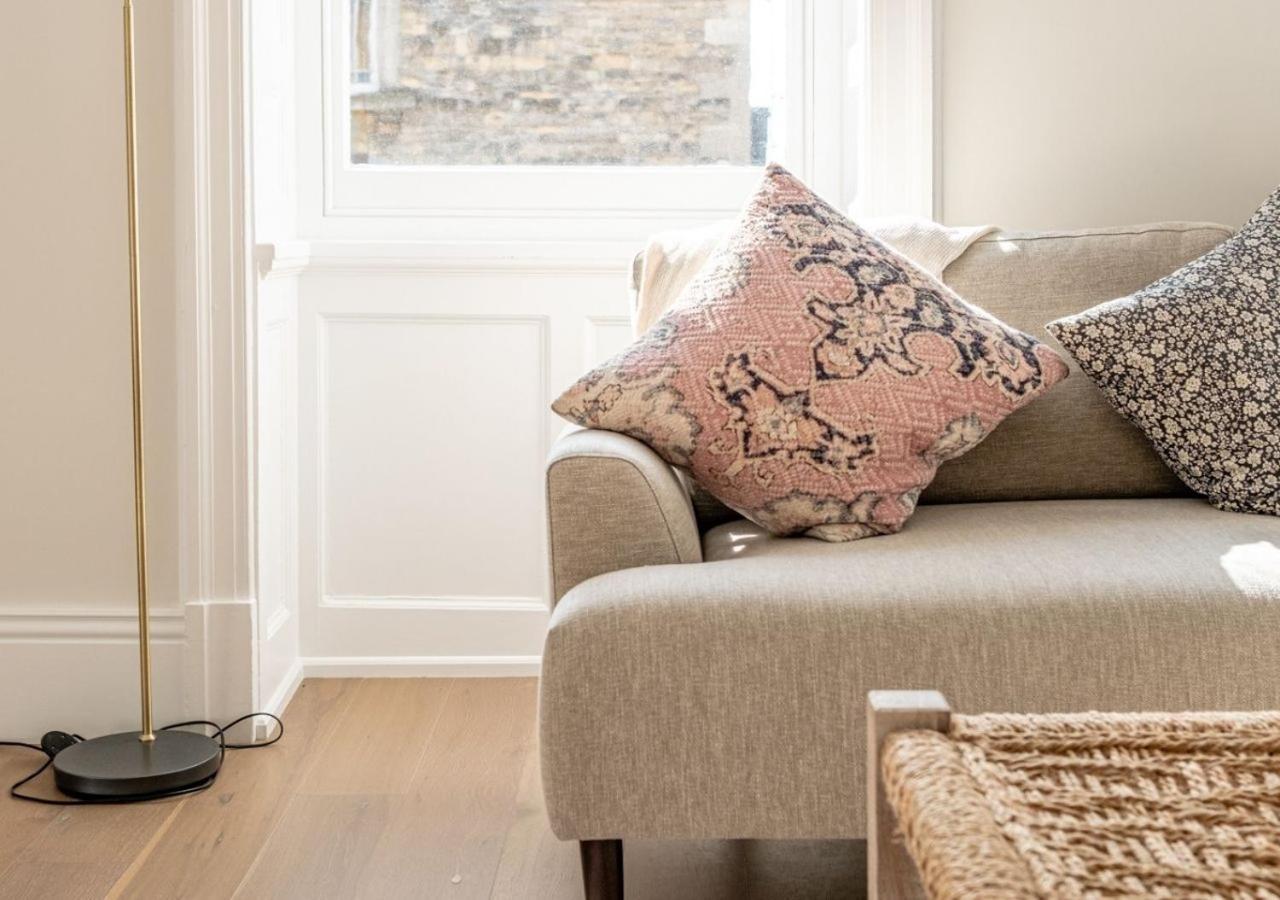 Hitchmans Mews - Stunning 2Bd In Chipping Norton! Apartment Luaran gambar