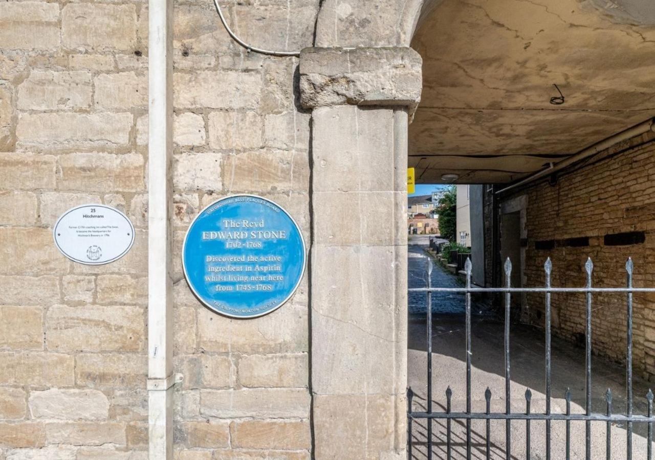 Hitchmans Mews - Stunning 2Bd In Chipping Norton! Apartment Luaran gambar