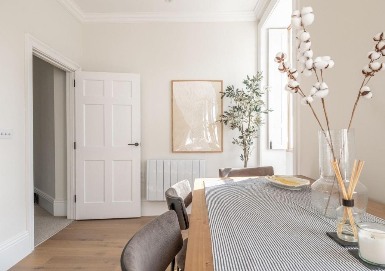 Hitchmans Mews - Stunning 2Bd In Chipping Norton! Apartment Luaran gambar