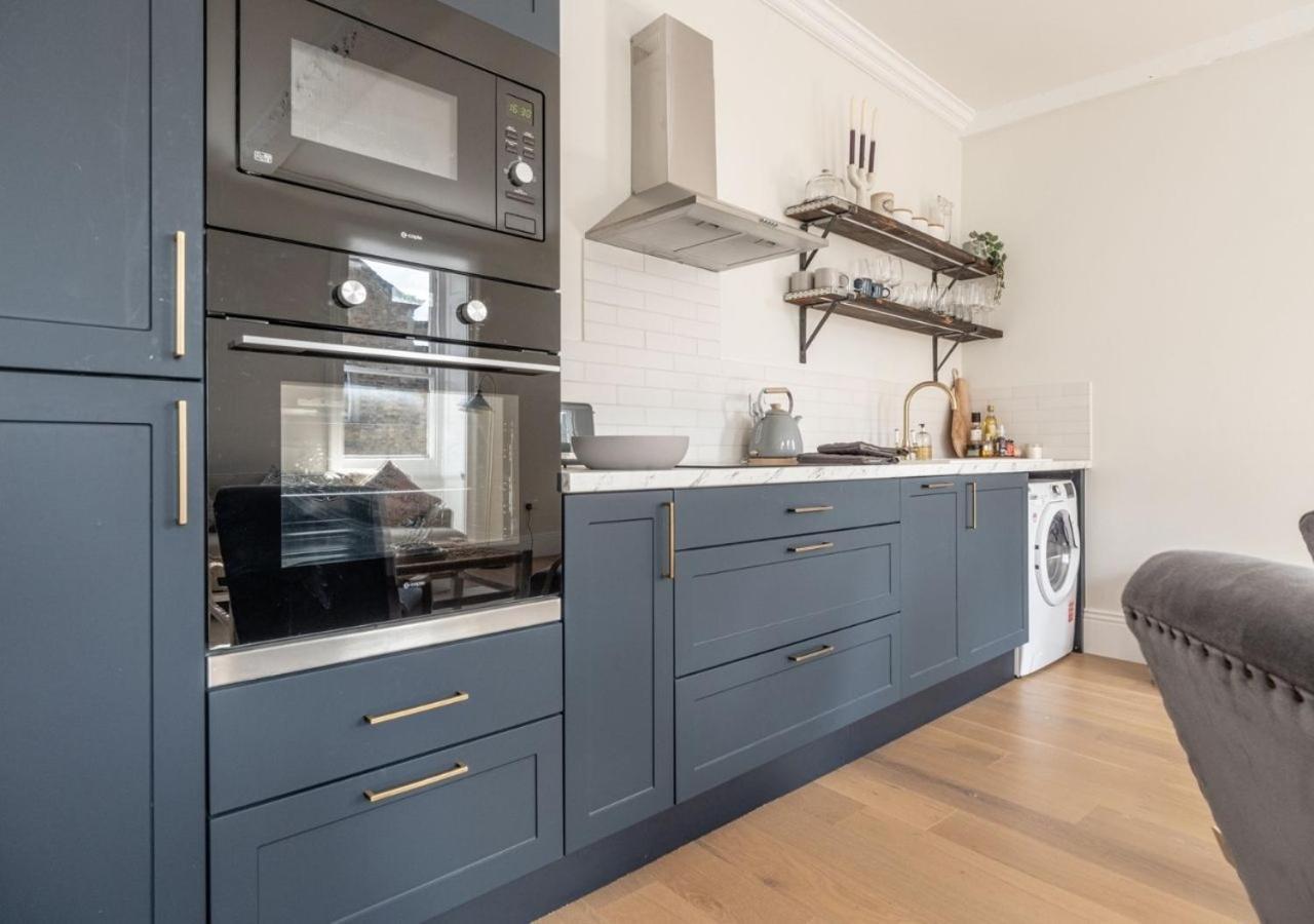 Hitchmans Mews - Stunning 2Bd In Chipping Norton! Apartment Luaran gambar