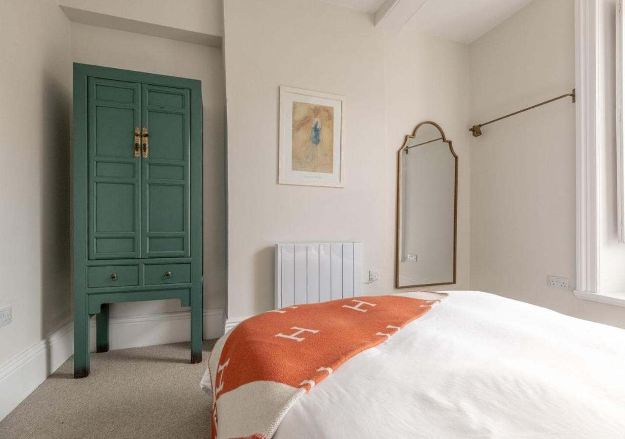 Hitchmans Mews - Stunning 2Bd In Chipping Norton! Apartment Luaran gambar