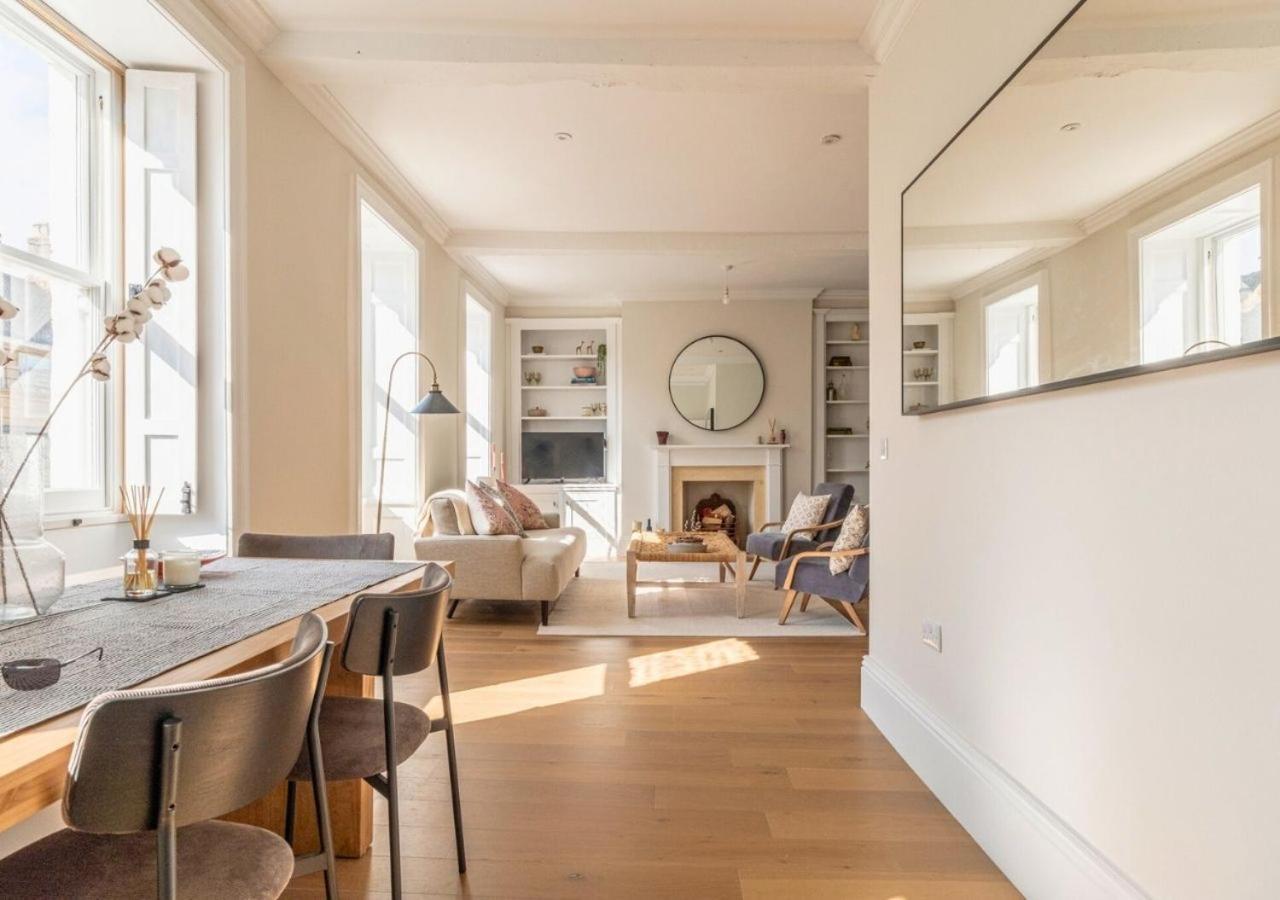 Hitchmans Mews - Stunning 2Bd In Chipping Norton! Apartment Luaran gambar